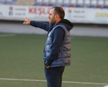 Sumqayıt Ayxan Abbasovla yollarını ayırdı