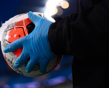 Çelsi'nin 3 futbolçusu koronavirusa yoluxdu