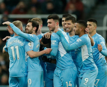 Çelsi və Liverpuldan xal itkisi, Mançester Sitidən darmadağın