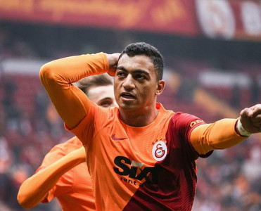 Qalatasaray misirli hücumçunu birdəfəlik alır