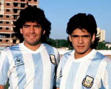 Maradonanın qardaşı vəfat edib