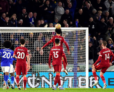 Liverpul və Tottenhem'dən xal itkisi