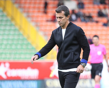 Super Liqa klubu baş məşqçisiz qaldı