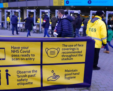 Premyer Liqa matçına koronavirus əngəli