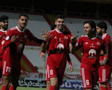 Traktor yenə səfərdə uduzdu