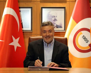 Qalatasaray yeni baş məşqçisini rəsmən açıqladı