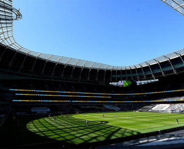 London derbisi təxirə salındı