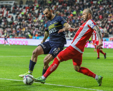 Trabzonspor və Fənərbaxça səfərdə xal itirdi