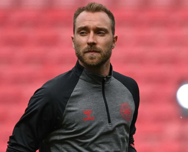 Eriksen Premyer Liqaya qayıdır