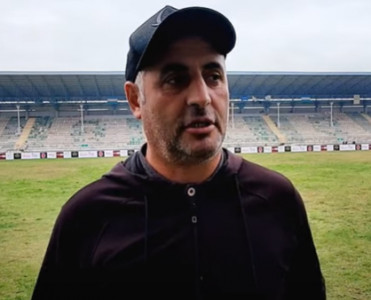 Xan Lənkəran baş məşqçisini istefaya göndərdi