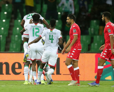 Kamerun və Burkina Faso yığmaları yarımfinalda