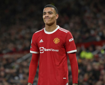 Sevgilisini döyən Qrinvuda daha bir zərbə