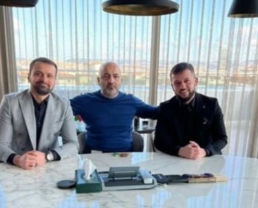 Mübariz Mənsimov Xəzər Lənkəran'ın adını bu kluba verdi