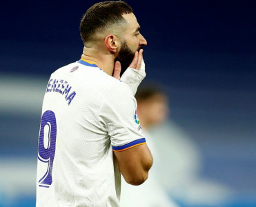 Real'a Benzema'dan şad xəbər