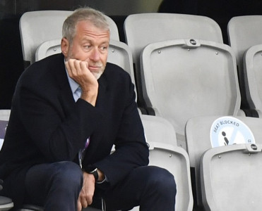 Abramoviç Ukraynaya görə bir günə 778 milyon avro itirib