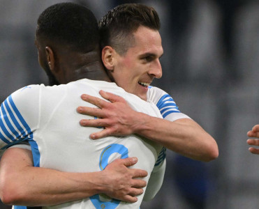 Qarabağ'a iki qolan futbolçu ən yaxşı seçildi