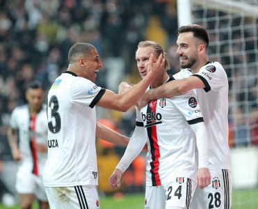 Beşiktaş'a 1 qol bəs etdi