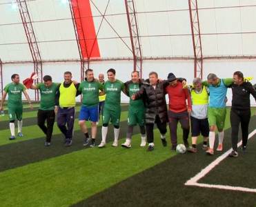 Əfsanəvi futbolçunun Naxçıvana səfəri başa çatıb