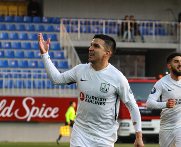 Azarkeş dəstəyinə çox ehtiyacımız var