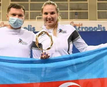 Azərbaycan qılıncoynadanı Afinada çempion oldu
