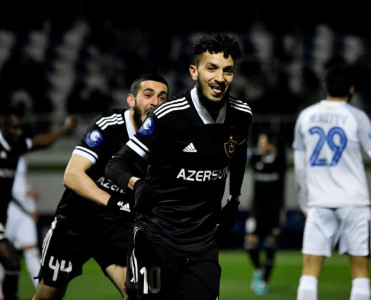 Keşlə'yə 3, Qarabağ'a 1 qol bəs etdi