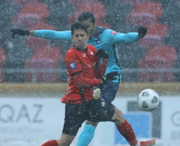 Neftçi Sumqayıt'a qalib gəldi, Qəbələdə oyun yarıda qaldı