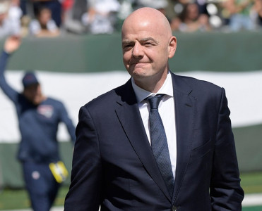 FİFA prezidentindən dövlət rəhbərlərinə müraciət