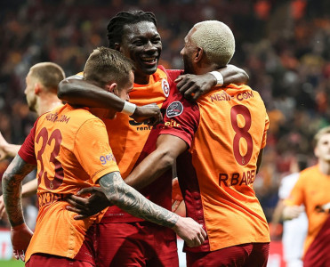 Fənərbaça və Qalatasaray'dan inamlı qələbə