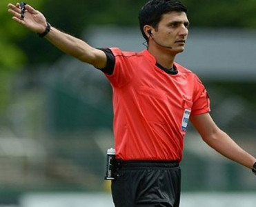 Əliyar Ağayev Olimpiakos'un oyununu idarə etdi