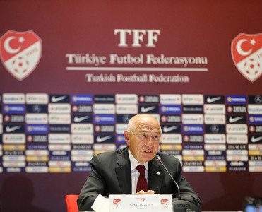 Türkiyə Futbol Federasiyasının prezidenti istefa verdi