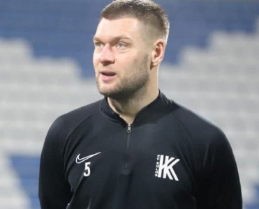 Neftçi'nin sabiq futbolçusu Polşa klubunda