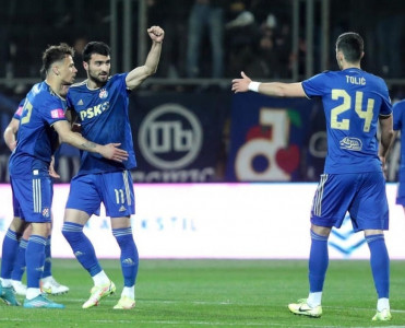 Emreli Xorvatiyada ilk qolunu vurdu