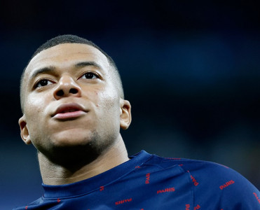 Mbappe rekord qiymətə Real'a keçir