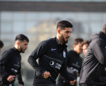 Neftçi Səbail'lə matçın hazırlığına start verdi