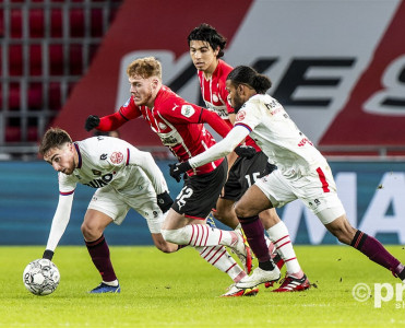 Ozan Canlı Telstar evdə uduzdu