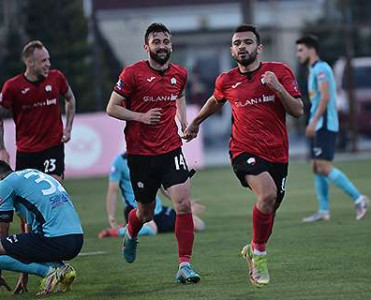 Qəbələ'nin iki futbolçusu üçün yubiley matçı