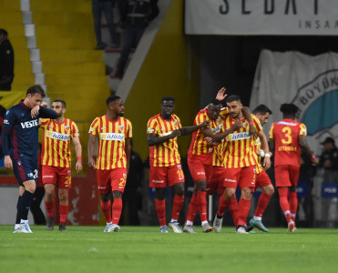 Kayserispor çempionu finala buraxmadı