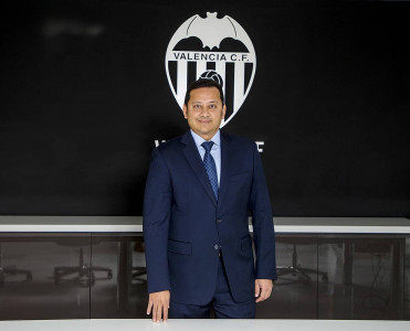 Klub prezidenti futbolçunu hədələdi: Əgər havayı getsən, səni öldürəcəm!