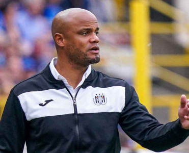 Anderlext Vensan Kompani ilə yollarını ayırdı