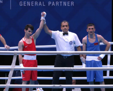 AÇ: Azərbaycanlı boksçu İrəvanda qızıl medal qazandı