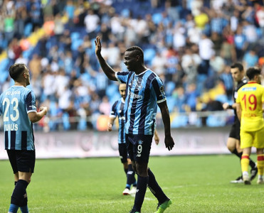 Balotelli yenidən İtaliyaya qayıdır