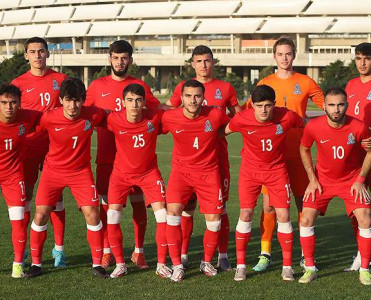 Millimiz Özbəkistana qalib gəldi