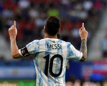 Messidən karyerasında 2-ci penta-trik