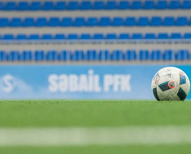 Səbail'in stadionunun süni örtüyü dəyişdirilir