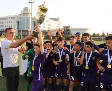 Sumqayıt U-13 Liqasının qalibi oldu