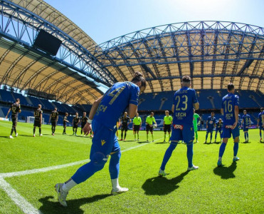 Qarabağ'ın rəqibi aşağı liqa təmsilçisinə uduzdu