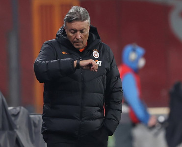 Qalatasaray'ın baş məşqçisi istefaya göndərildi