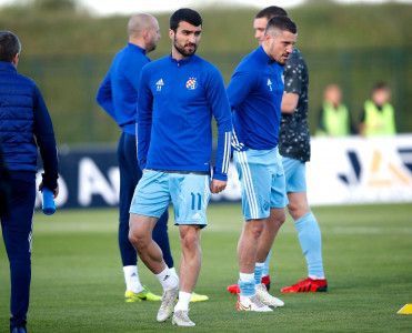 Mahir Emreli Dinamo'nun məşqlərinə qoşuldu