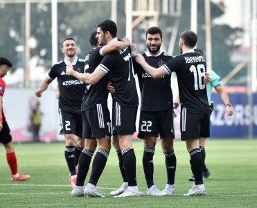 Qarabağ darmadağınla başladı