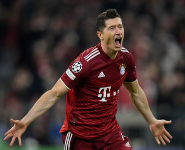 Bavariya Barselona'dan Levandovski üçün bu məbləği istəyir